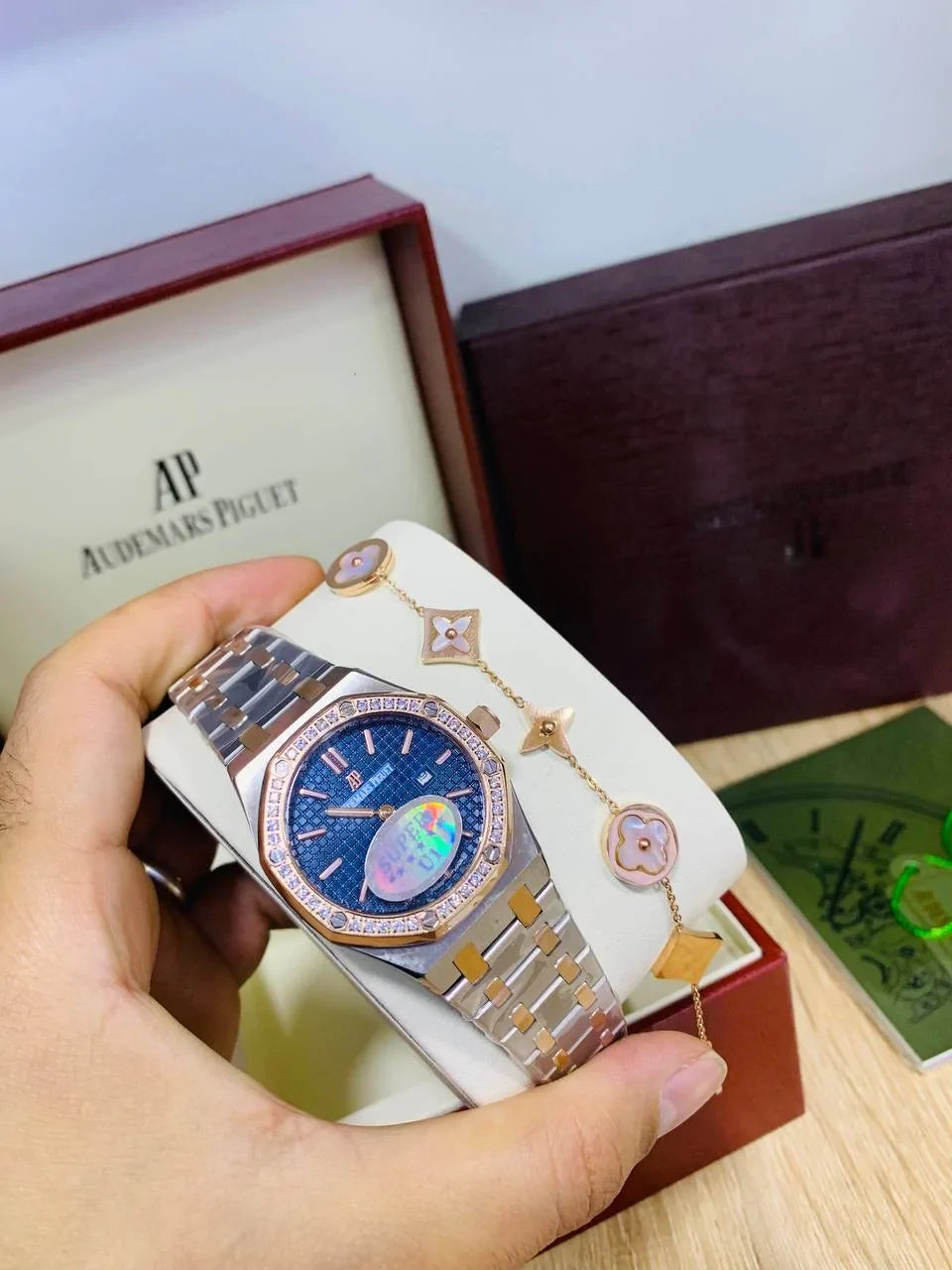 Montre De Luxe Pour Femme MF30030