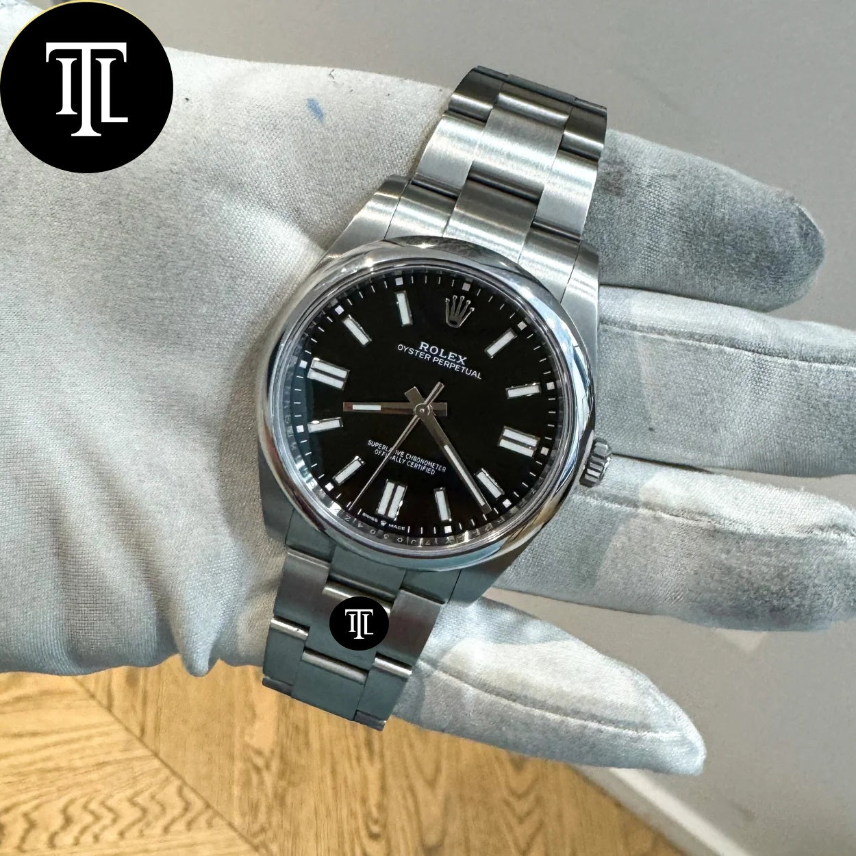 Oyster Perpetual Classique 124300 Noire 41mm