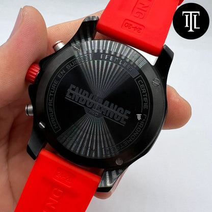 Breitling Endurance Pro - Rouge Noir